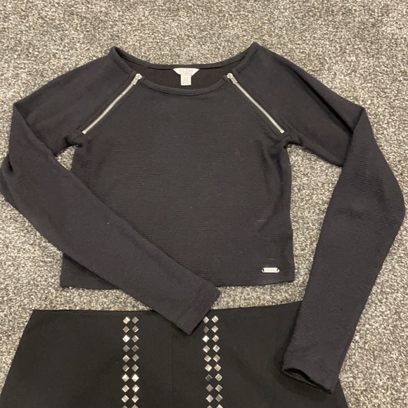 Guess crop top - Picture 2 of 5